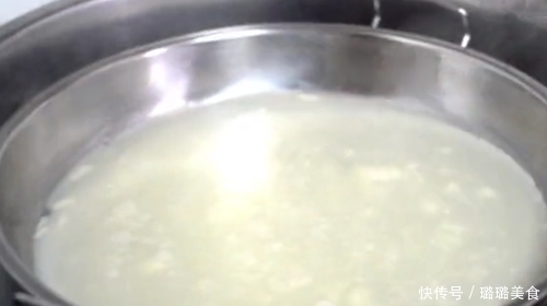 凉皮这么做,不用洗面,天天奶奶一次做几十张,劲道又美味!