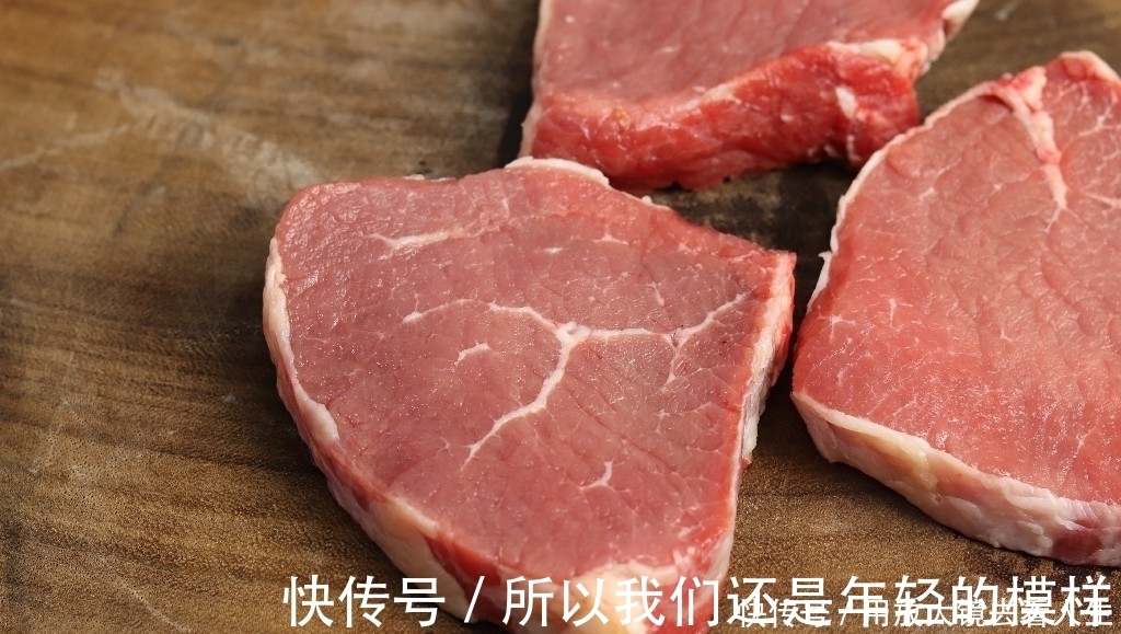 肉质|买牛排时，无论什么牌子，只要包装上有“这行字”，都是合成牛排