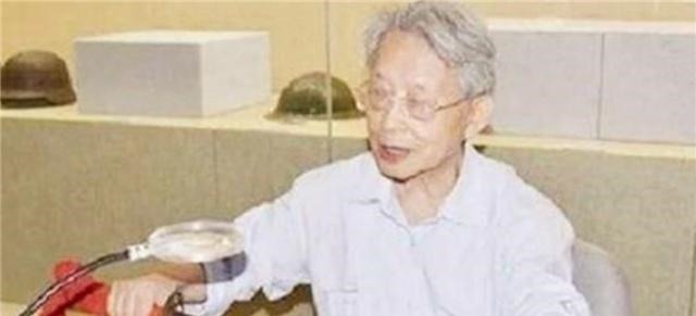 阻挠|老人为儿子的病发愁,愿意出售“家传宝”,却遭到专家的阻挠