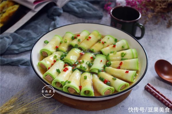 营养|#夏日开胃餐#西葫芦卷火腿这样做，营养又美味