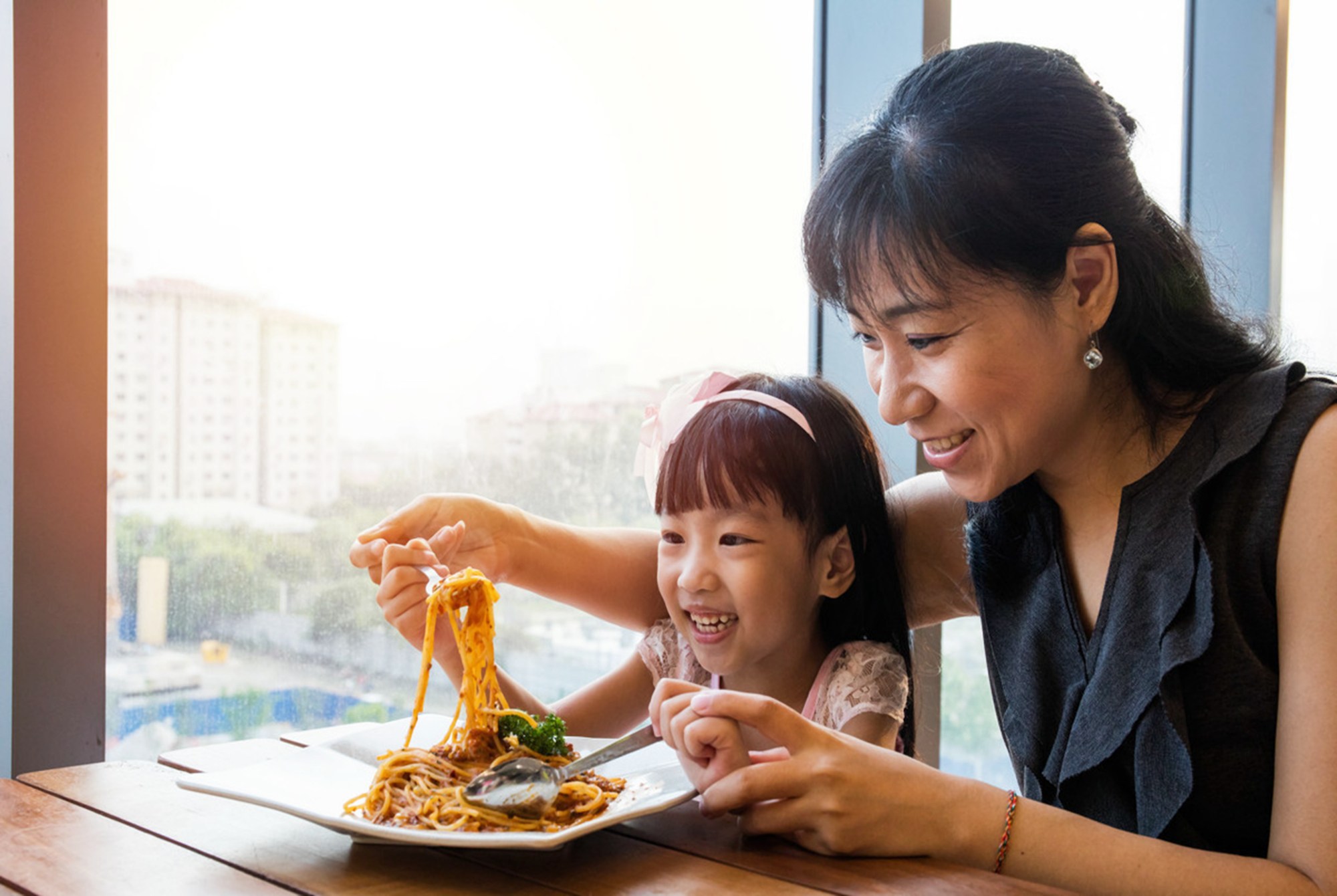 牛奶鸡蛋|中国式“糊弄早餐”,很多孩子天天吃,不长个不说还影响脾胃健康