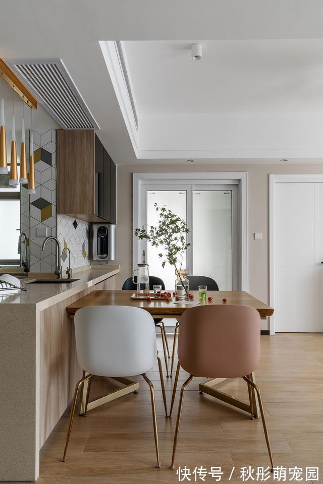 玄关|96㎡三房,两个人住!装修不是很豪华,把简约温馨带回家