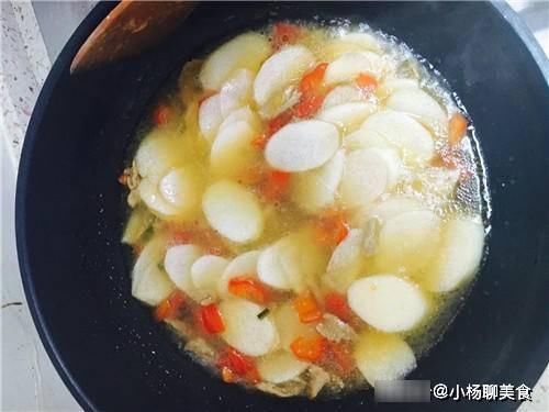 老少皆宜|此菜老少皆宜，隔三差五做给家人吃，健脾养胃，比鸡汤养人！