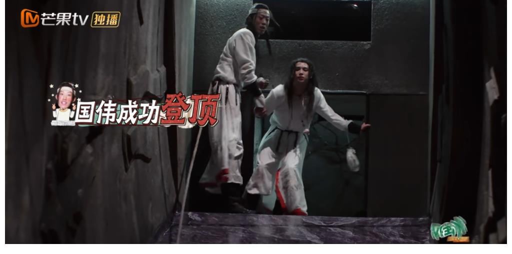 杨幂|《密逃3》复播，黄明昊智商下线看懵邓伦杨幂，实则成就了张国伟
