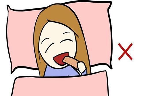 饥饿感|睡觉前饿，怕胖，不吃东西？营养师建议：注意4点，不胖有利健康