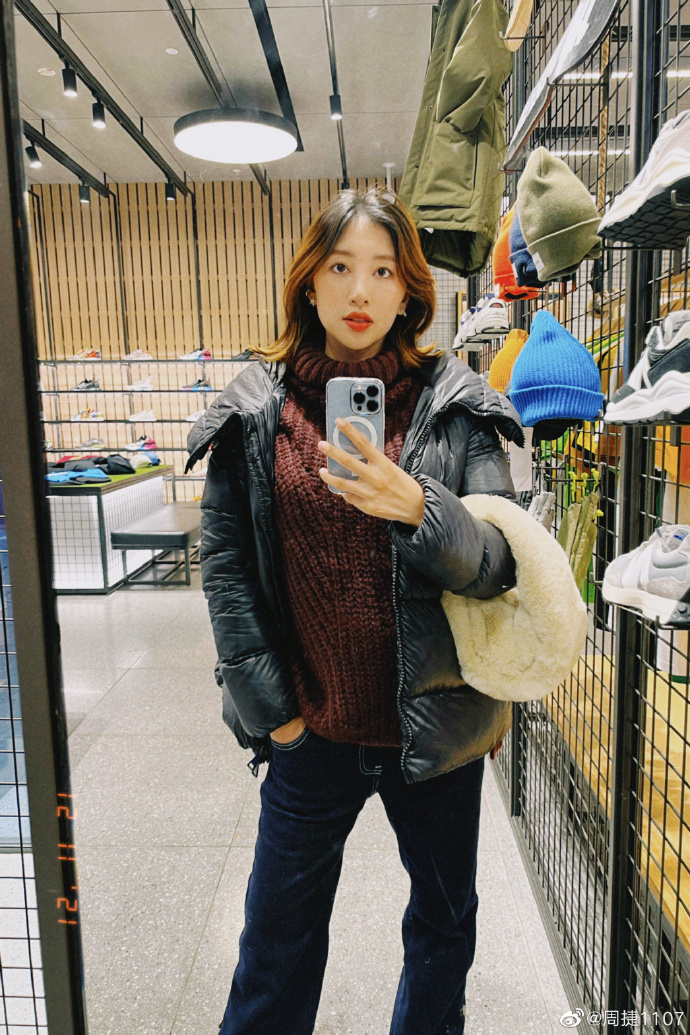 别墅|恭喜!1米58奥运5金王将迎二胎,妻子高挑美艳,豪华别墅内景曝光