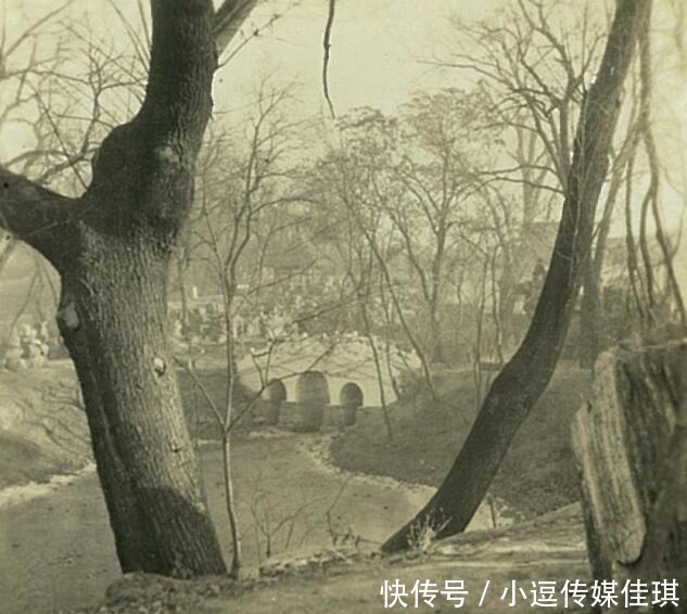 乌龟壳|日本人在中国拍摄的老照片，他们的炮台真的很像乌龟壳