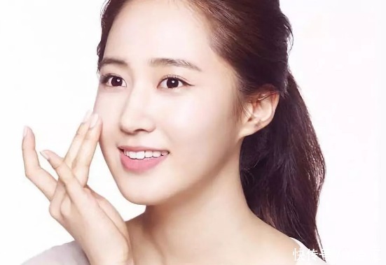 冬天想要水润肌肤,远离敏感肌侵害,为肌肤创建一