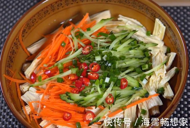 凉拌菜|凉拌腐竹好吃也有窍门，教你这个方法，爽口入味，连吃三天都不腻