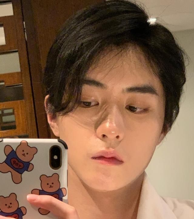 《青3》学员热度排行榜：余景天、梁森的人气不敌这位小瓷美男？