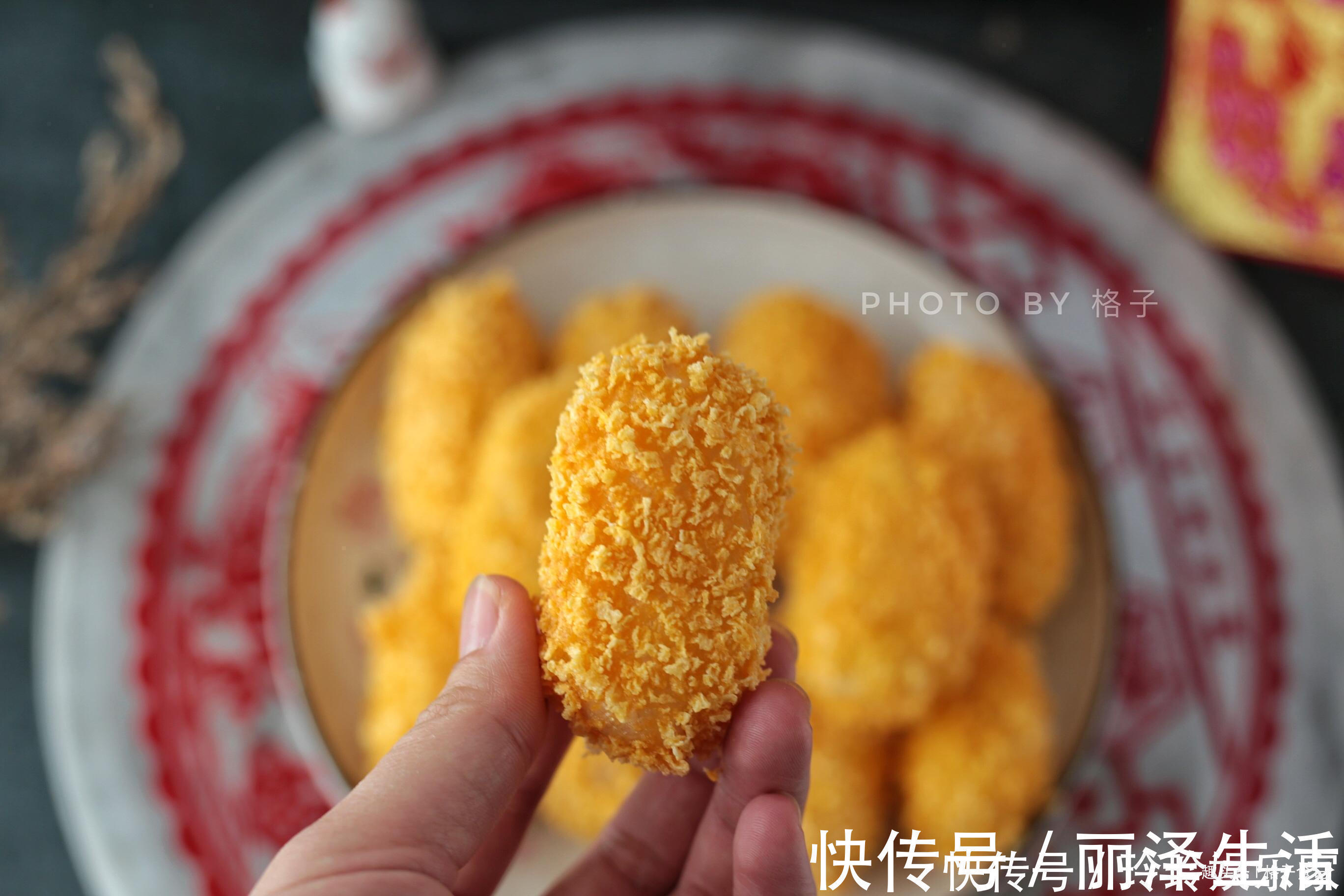 过年小吃最爱此道黄金卷,金黄酥脆还会拉丝,老少都爱吃,特香