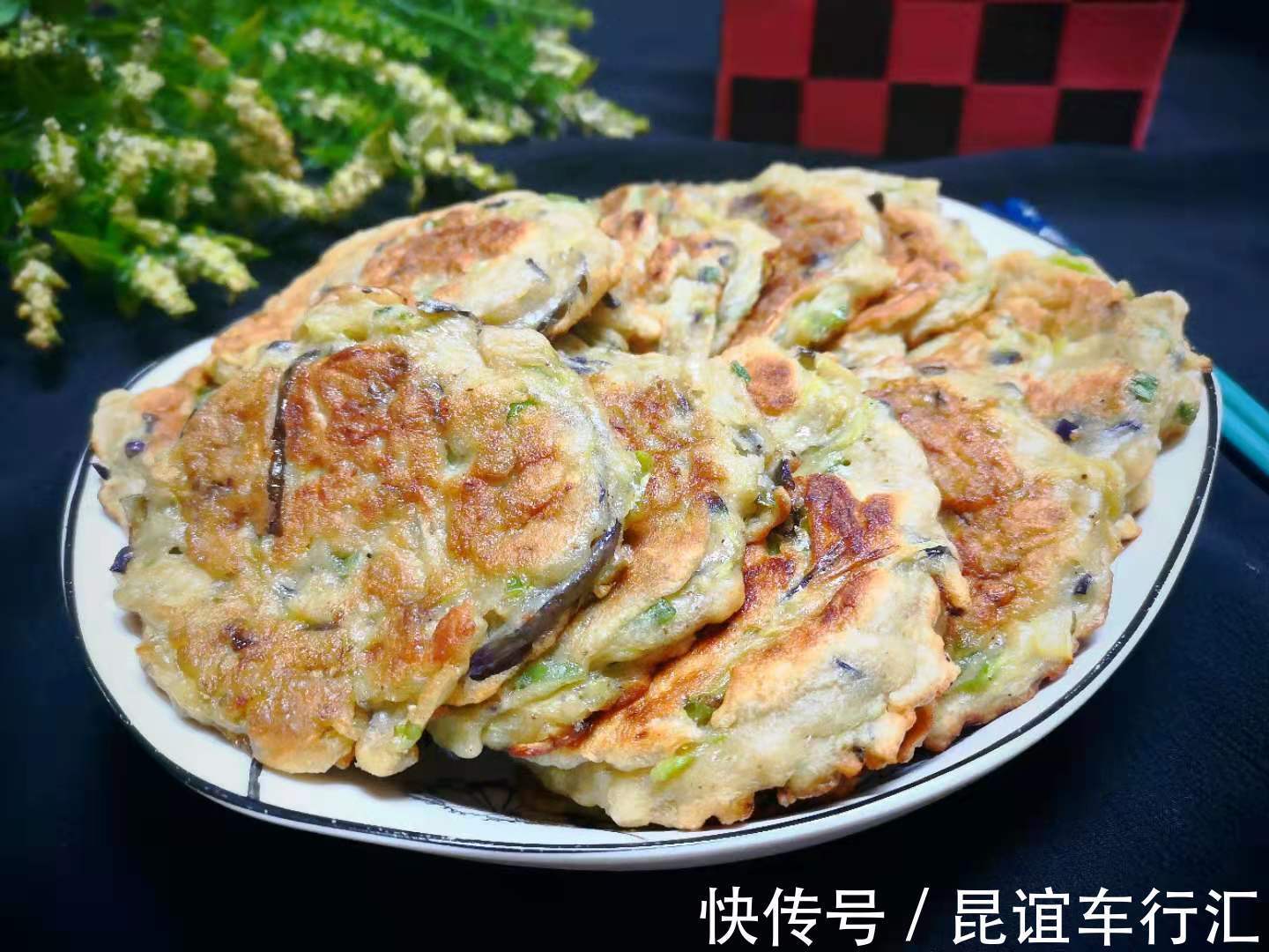 小面姨|夏天，这食材别只懂凉拌了，切成丝上锅煎一煎，鲜香软嫩好消化！