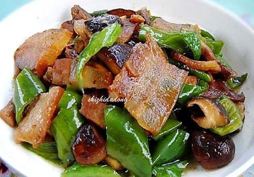 几道总也吃不腻的家常小炒肉，加点爱吃的蔬菜简单烹制，太好吃了！