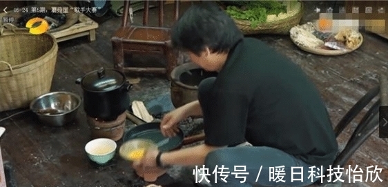 過敏|《向往3》李子璇吃豬肉過敏,吃完臉紅還“很嗨”?黃磊何炅不敢相信