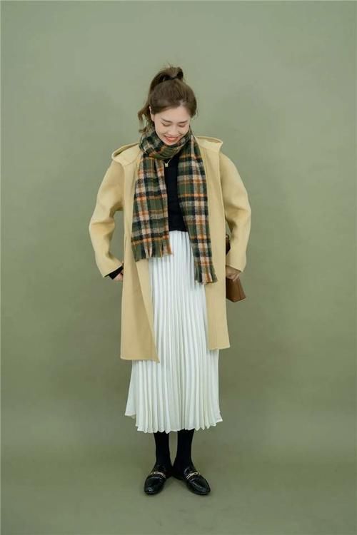  针织开衫|什么是“减法穿搭”？就用万能的打底衫，穿出不同风格的高级感