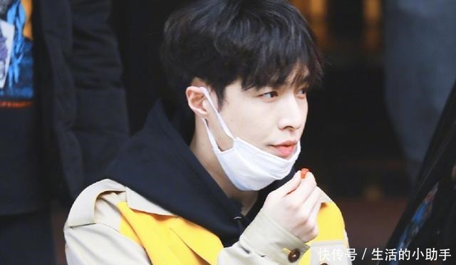 张艺兴参加《极限挑战》录制，路透一幕被拍到，正片估计不会播出