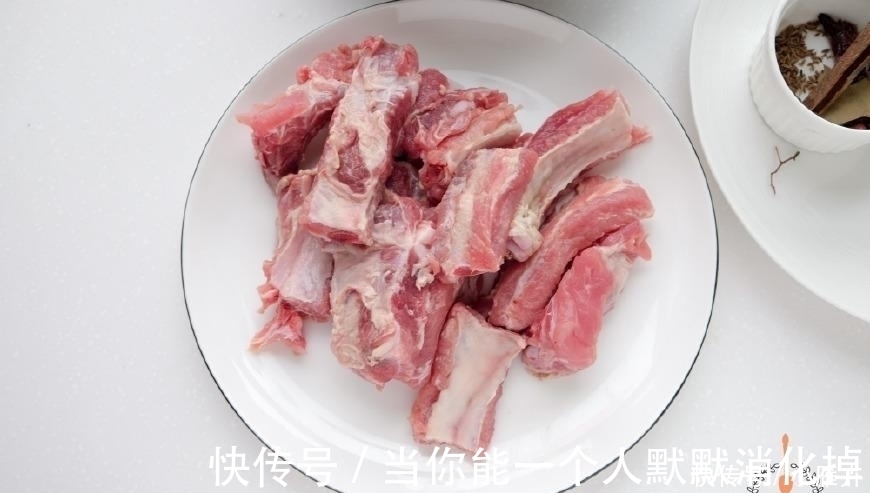 肋排|为什么做的排骨又柴还不香,大厨说第一步就做错了,难怪不好吃!