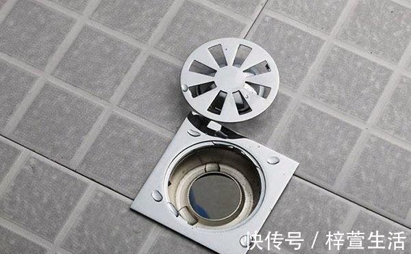 斜坡|卫生间地面不要做斜坡了,聪明人都装这种替代,下水快防滑还美观