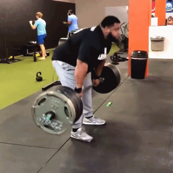 重量|超重量级的力量大神,体重197公斤“无装备”卧推355公斤