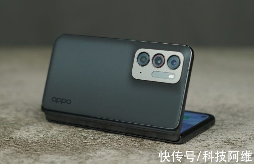oppo|国产手机市场诞生“新爆款”，10万台快速售空，售价7699元起