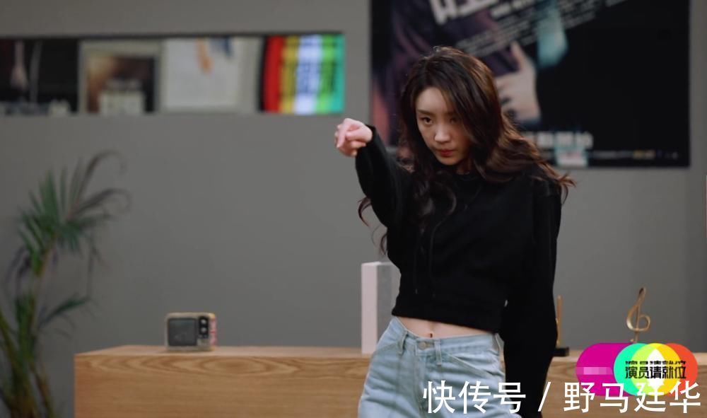 爾冬升|裝大了！馬蘇謙讓“高光角色”張?jiān)鲁勺畲筅A家，馬蘇瞬間變臉表情尷尬