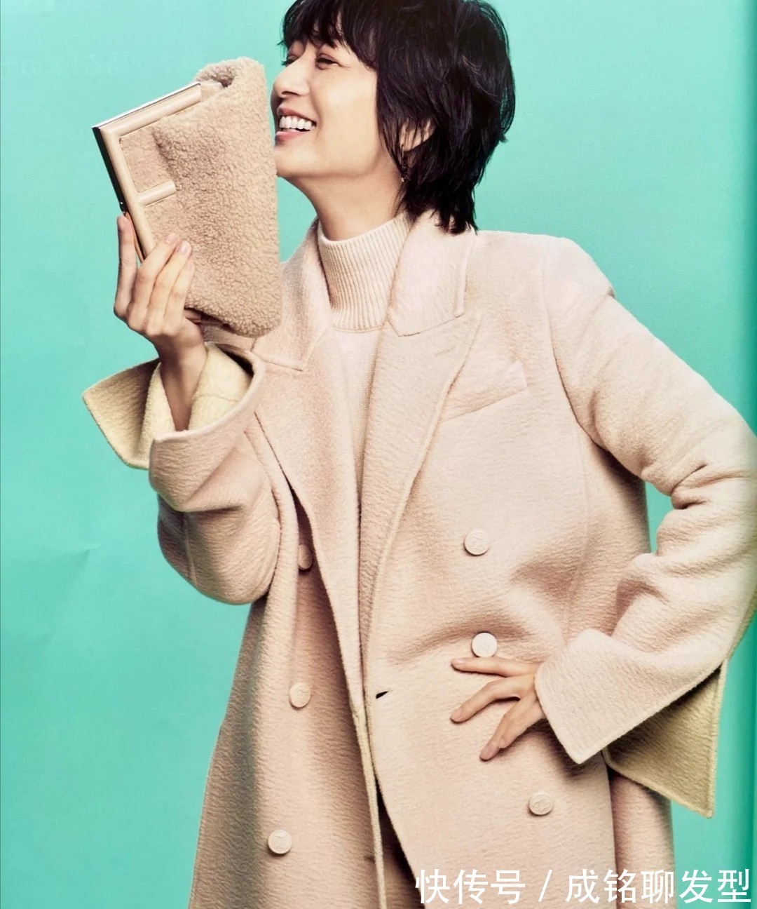 单品|她才是五十多岁女性的穿衣楷模!自然真实不装嫩,优雅大方有气质