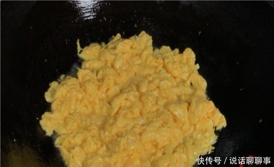 铁锅|西红柿炒鸡蛋，很多人都做错了，难怪不好吃，大厨教你正确做法