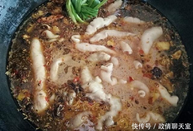 肥肠|爱吃肥肠的一定要收藏,在家简单一做,美味又好吃