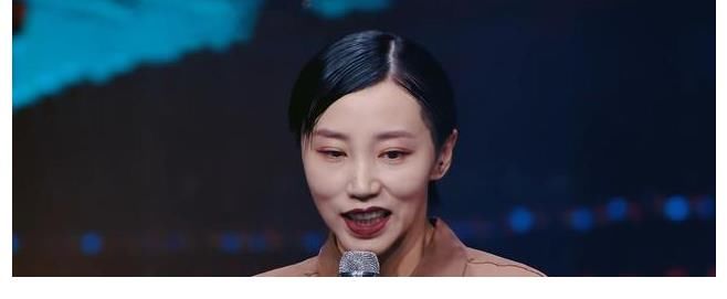 謝欣經(jīng)歷豐富，《舞蹈風(fēng)暴2》總冠軍，《街舞4》助演嘉賓