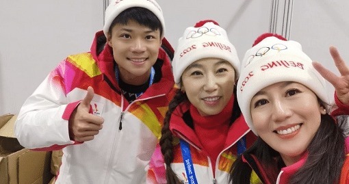 谷爱凌|热议北京冬奥会开幕式!谷爱凌晒美照,多名中国男足球员表态