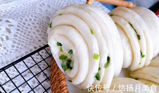 葱卷怎么做好吃掌握3点，葱香浓郁不发黄，柔软筋道，凉了不硬！