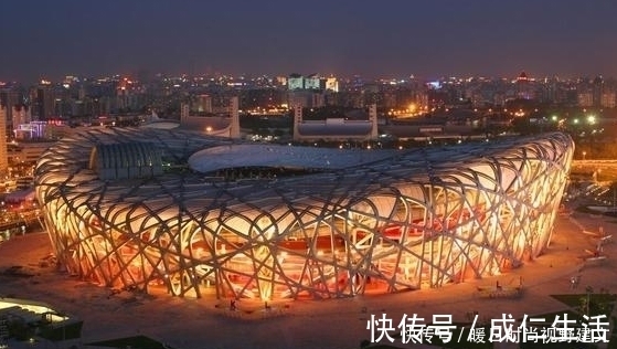 鸟巢|斥资32亿修建的鸟巢，13年过去究竟是赔还是赚了？该拆除吗？