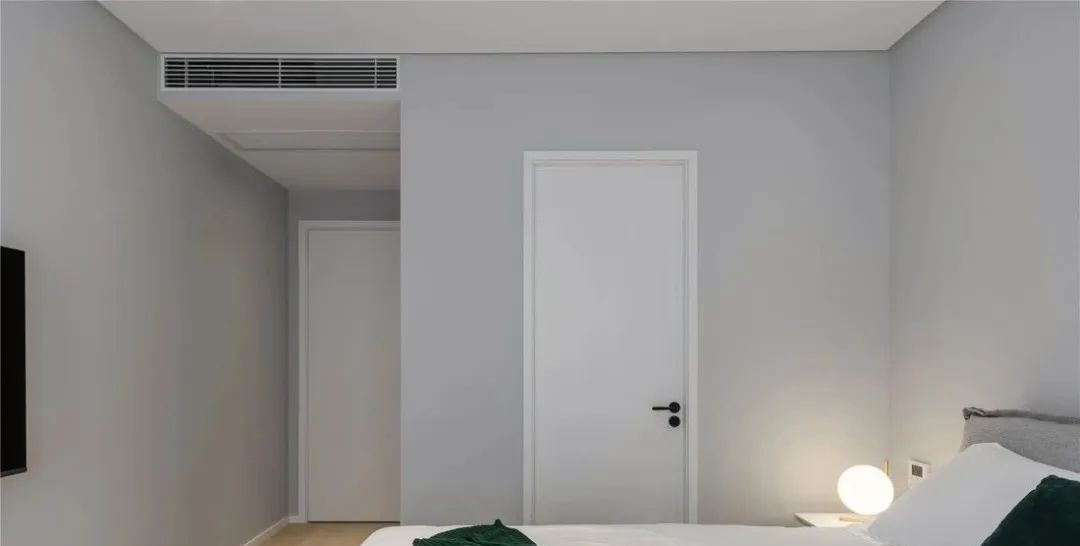 三居室|105㎡现代简约三居室,全屋大白墙加定制收纳柜超级实用宽敞