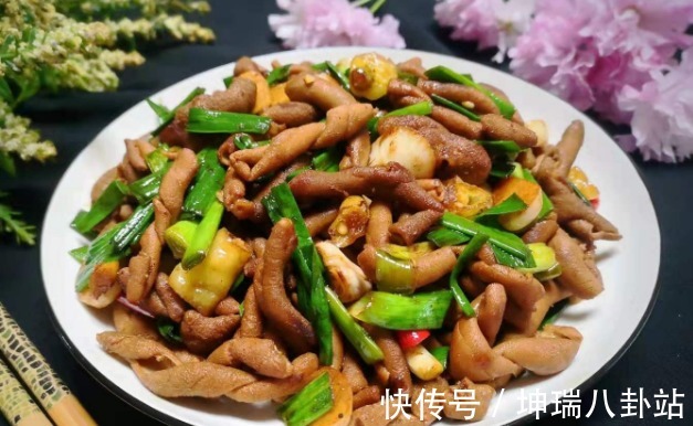 小米椒|很多人以为的“废料”，其实是美味，一道炒鸡肠让你开胃又下饭