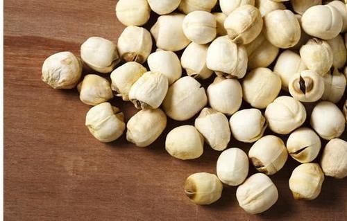 失眠的“克星”终于被找到了,睡前吃一点,让你酣然入睡到天亮