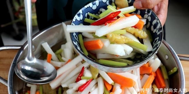  泡椒|饭店的泡椒萝卜条为什么那么好吃，原来诀窍这么简单，看一遍就会