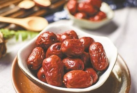 女人四十|过了40岁没“女人味”3种不起眼的食物,依旧风韵犹存