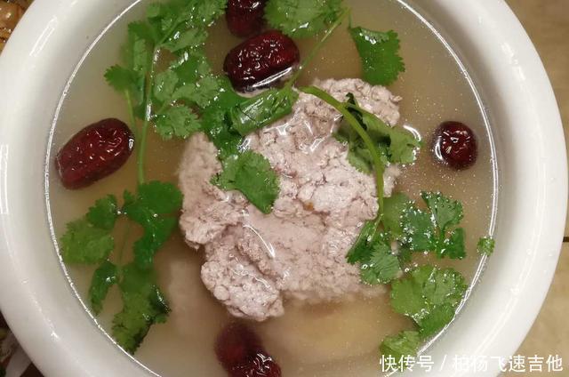 润燥|润燥的雪梨瘦肉汤,做法简单,美味又营养