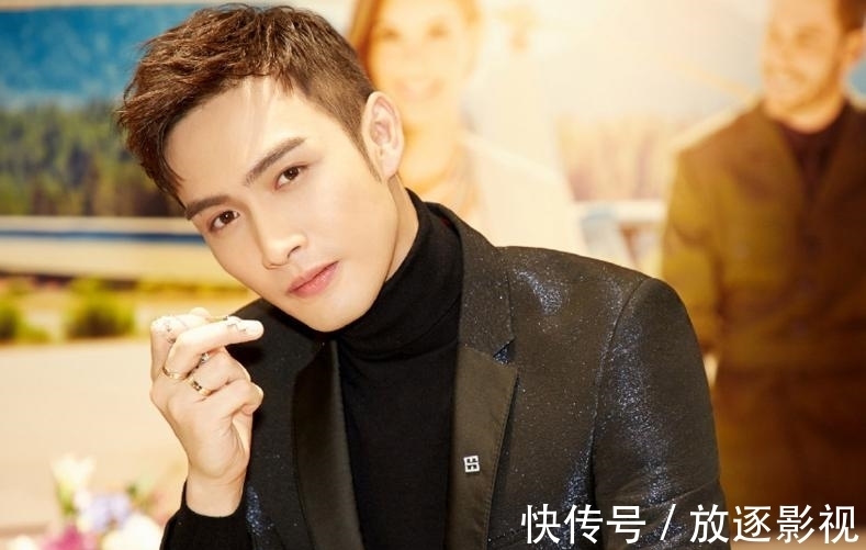 冠军|英雄联盟S11决赛冠军出炉,内娱男神全体“沸腾”,这场面太燃了