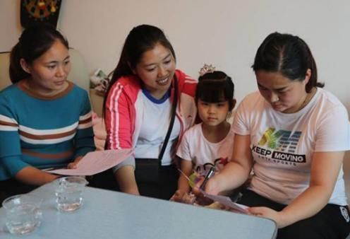 |家长群“另类”自我介绍,一个比一个搞笑,网友调侃这是在炫耀