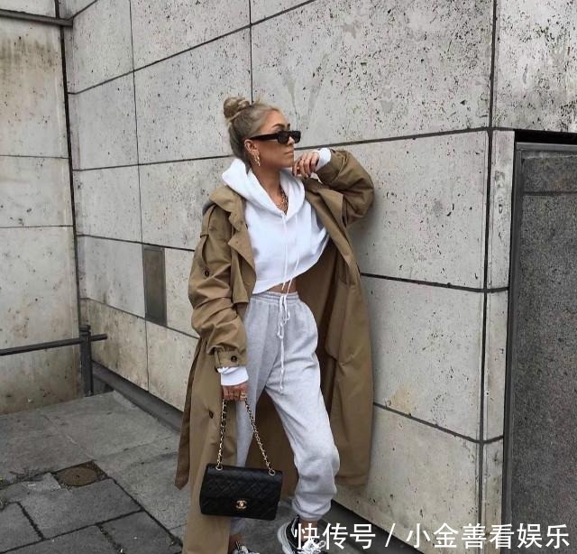 阔腿裤已经失宠了,今年更流行这条“卫裤”,配大衣、棉服都好看