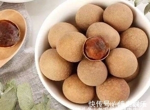 泡水|老人想要健康,常用此物泡水喝,睡眠好了,抵抗力高了,谁喝谁好