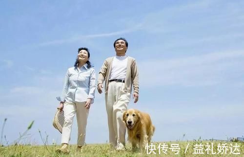 多走路|多走路真的能长寿?医生:若过了50岁,常做3件事或比运动更重要