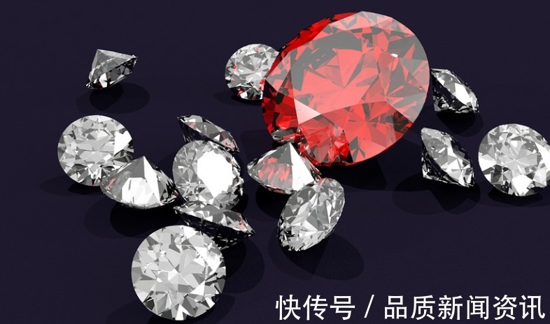 出身材 TimeJewelry时光珠宝:关于珠宝美学搭配技巧都在这,看完后就知道如何搭配