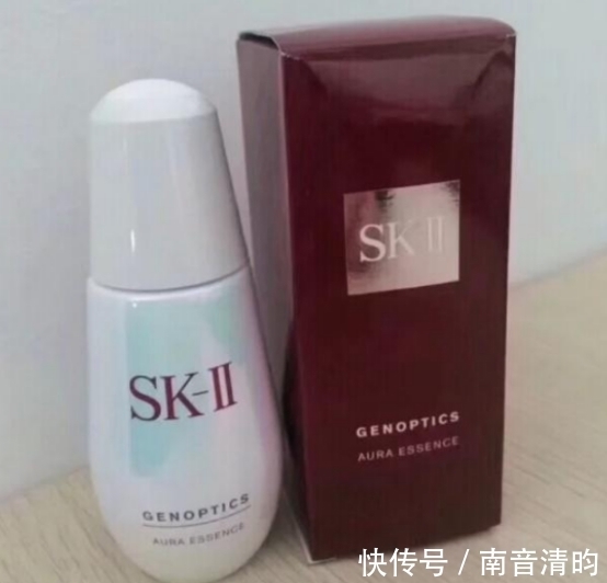 痘印|一白遮百丑!美白精华大测评,淡化痘印击退色斑,让你白成一道光