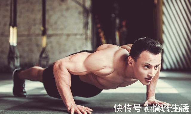 肩肌|俯卧撑个数,代表你的身体健康指数!你能一次性完成30个吗?