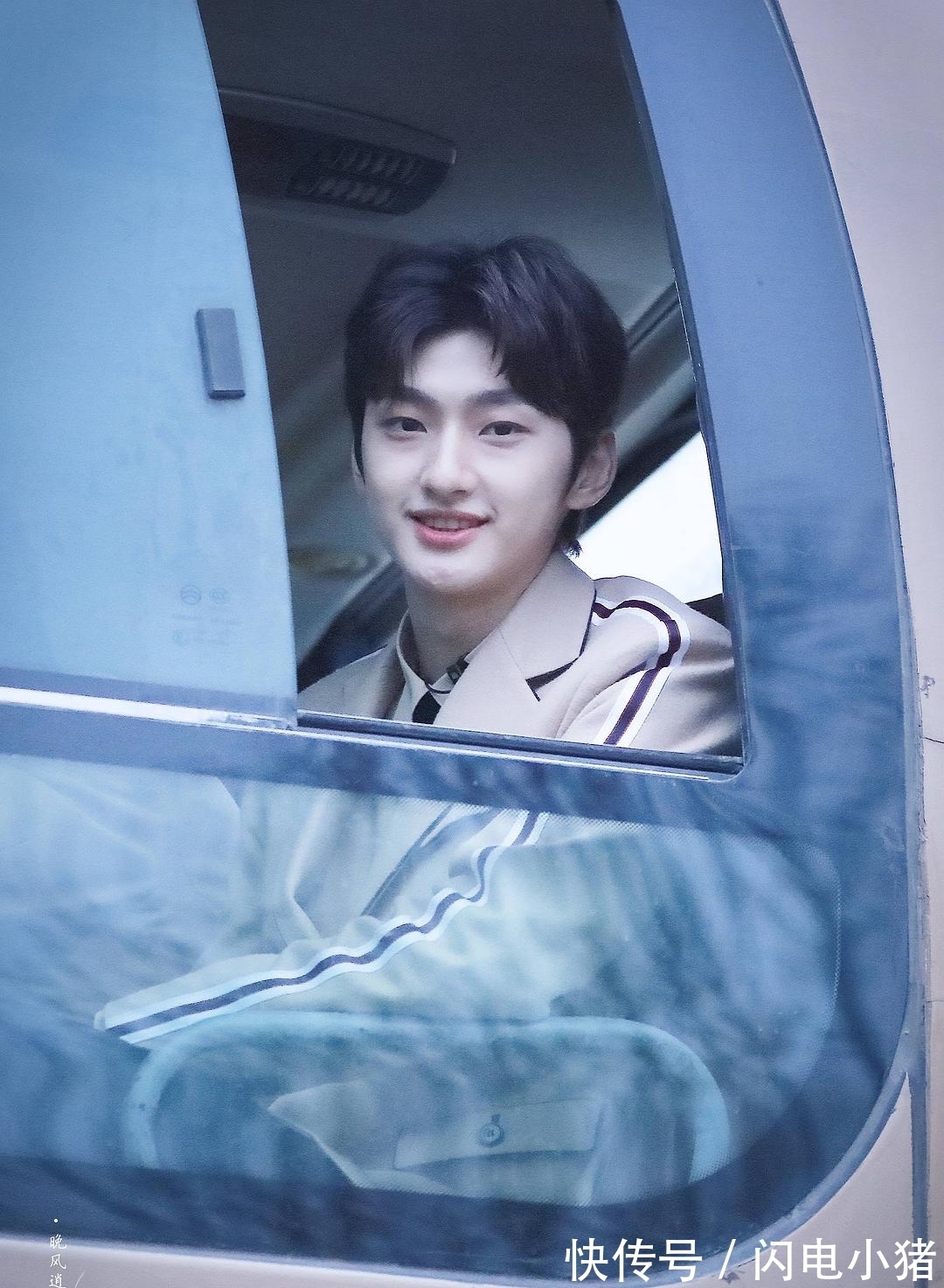 创造营|孟子义遇上耿直相亲对象,气氛看似冷清,实则两人是“推拉”高手