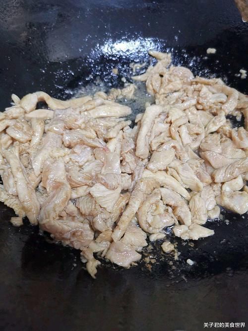 胡萝卜丝|洋葱和它是绝配,5分钟出锅,营养好吃,清肠降脂瘦身,多吃不腻