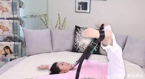 拉筋术打开身体所有经络,躺在床上就可以锻炼,效果惊人
