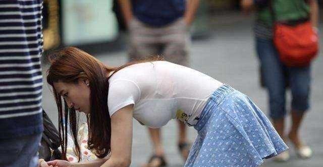 孩子|实拍幼儿园孩子午睡,一组图看完才明白,这些衣服真不适合孩子穿!